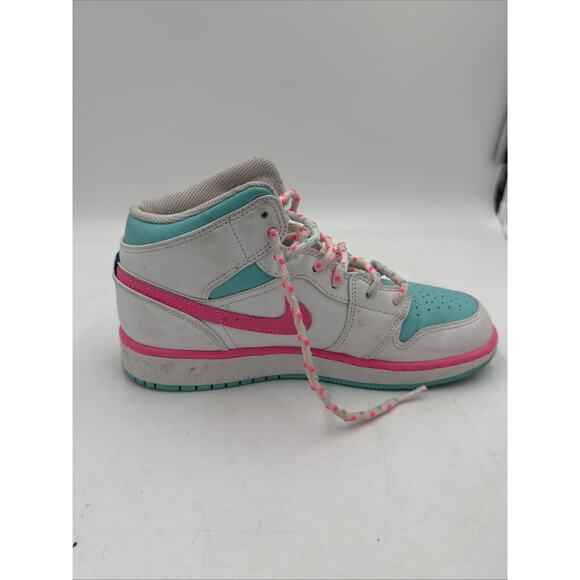 Size 5.5 (GS) - Jordan 1 Mid Digital Pink - Picture 6 of 8